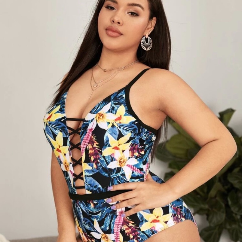 Plus Floral & Tropical Plunging One Piece Swimsuit